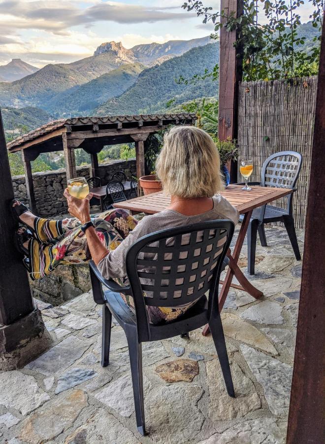 Olmares Terrace Apartment - Picos De Europa Lomeña Kültér fotó